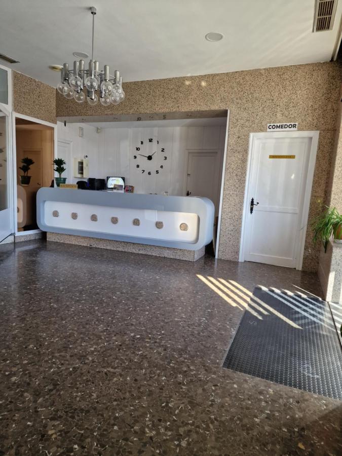 Hostal La Canada Segoviana Valmojado Экстерьер фото